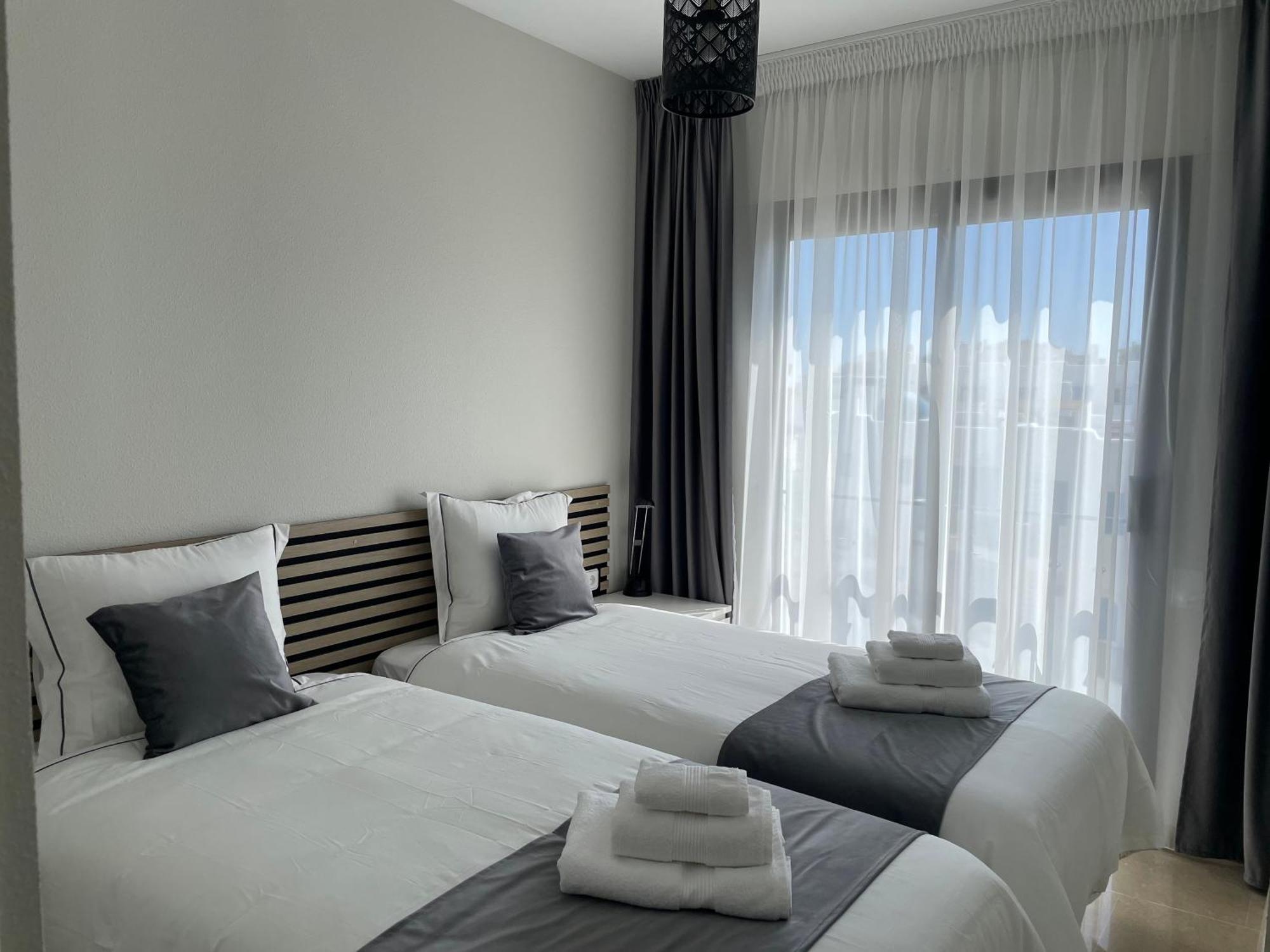 Apartamento En Marina Duquesa Castillo de Sabinillas Exterior foto