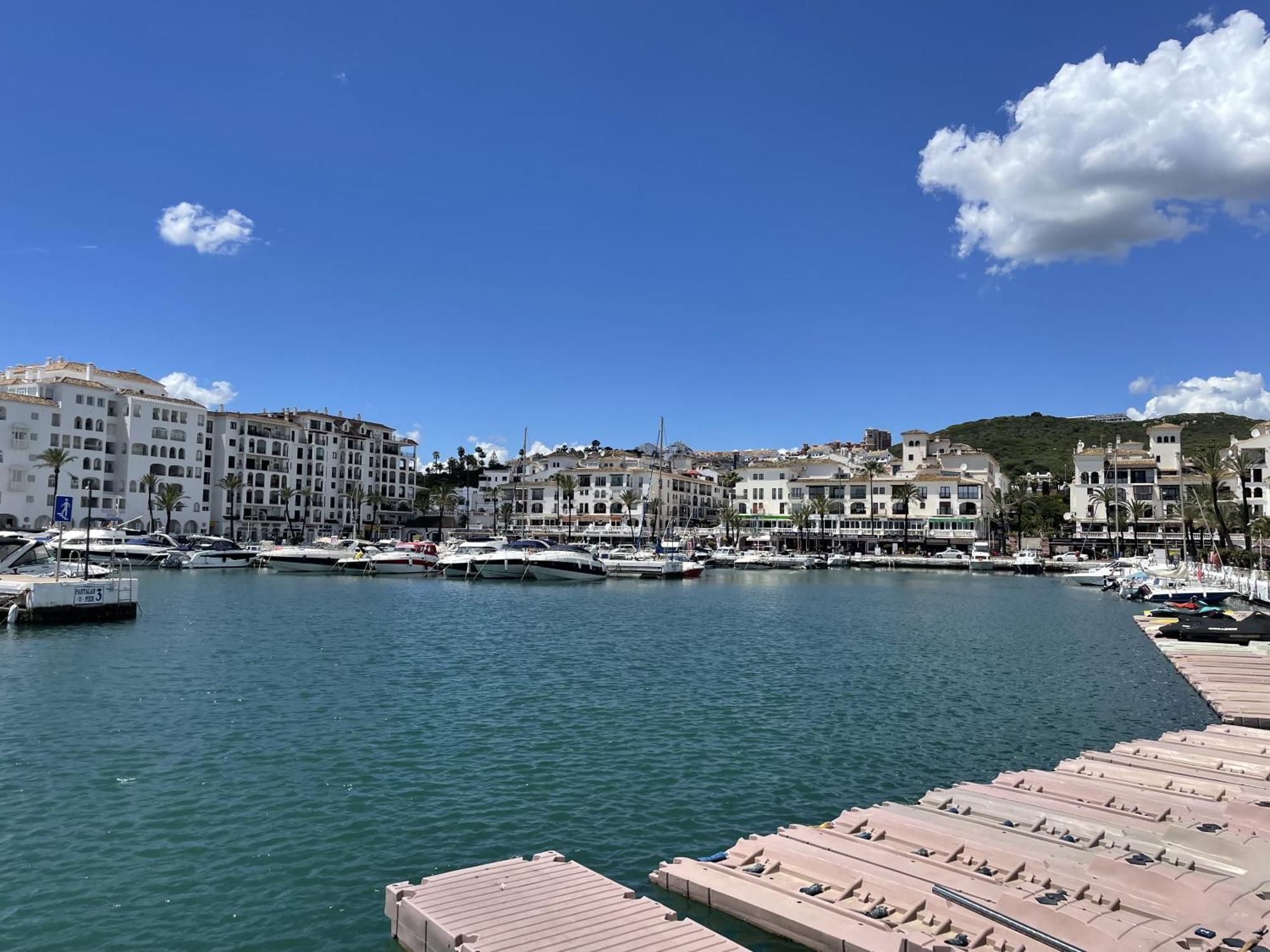 Apartamento En Marina Duquesa Castillo de Sabinillas Exterior foto