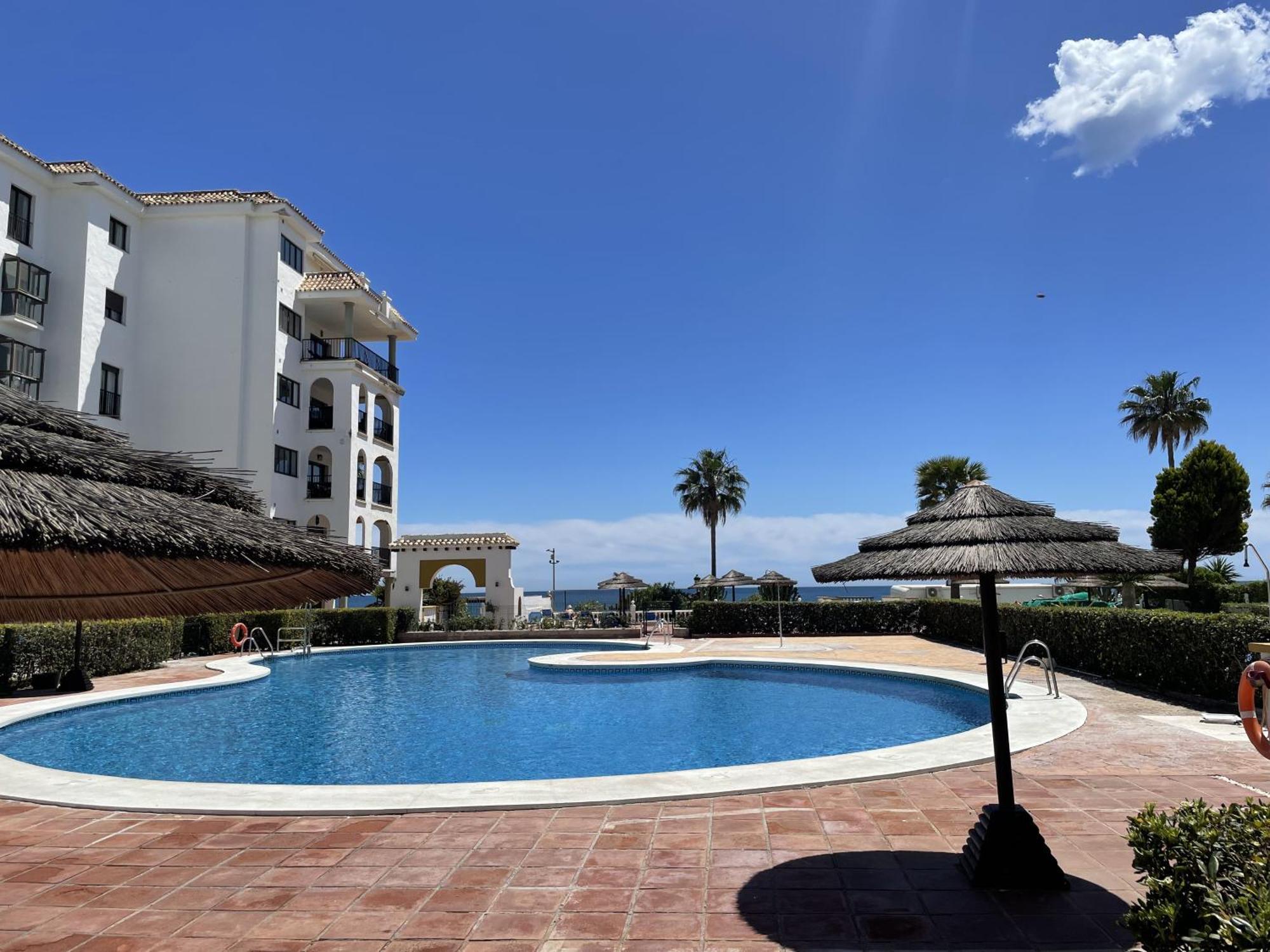 Apartamento En Marina Duquesa Castillo de Sabinillas Exterior foto